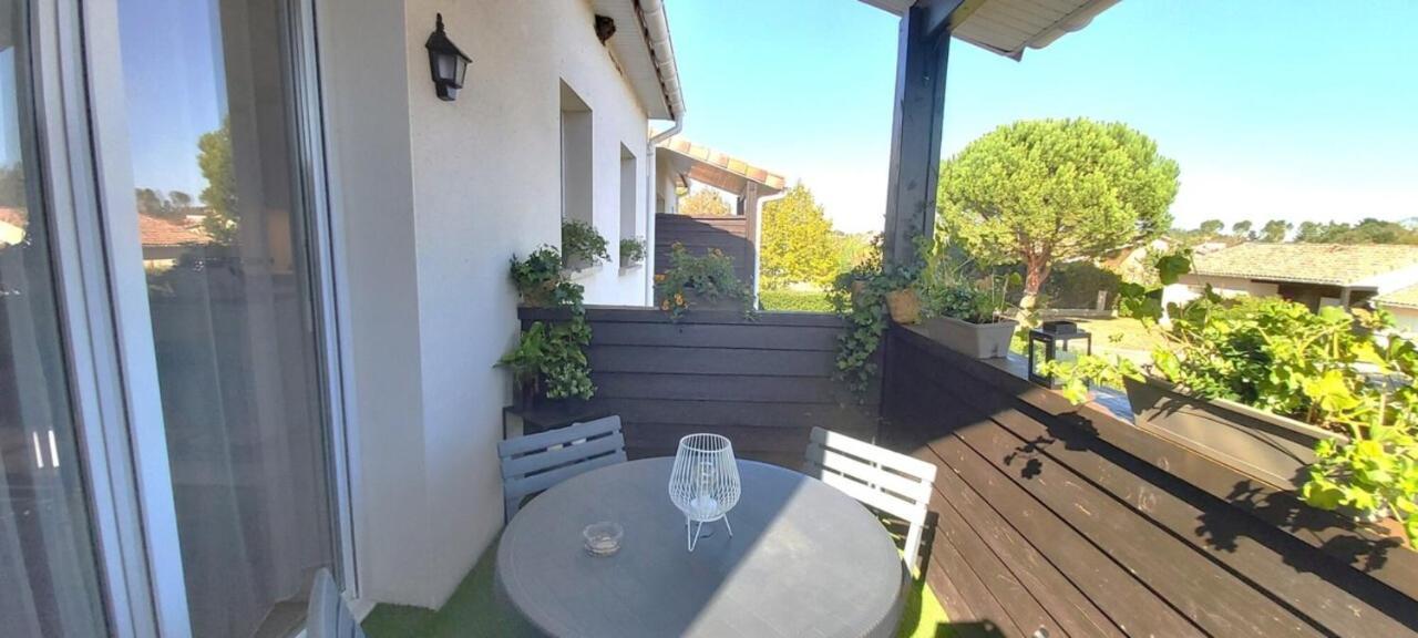Apartment La Campagne Romantique - Avec Entree Autonome, Parking Prive & Sa Piscine ! - *
