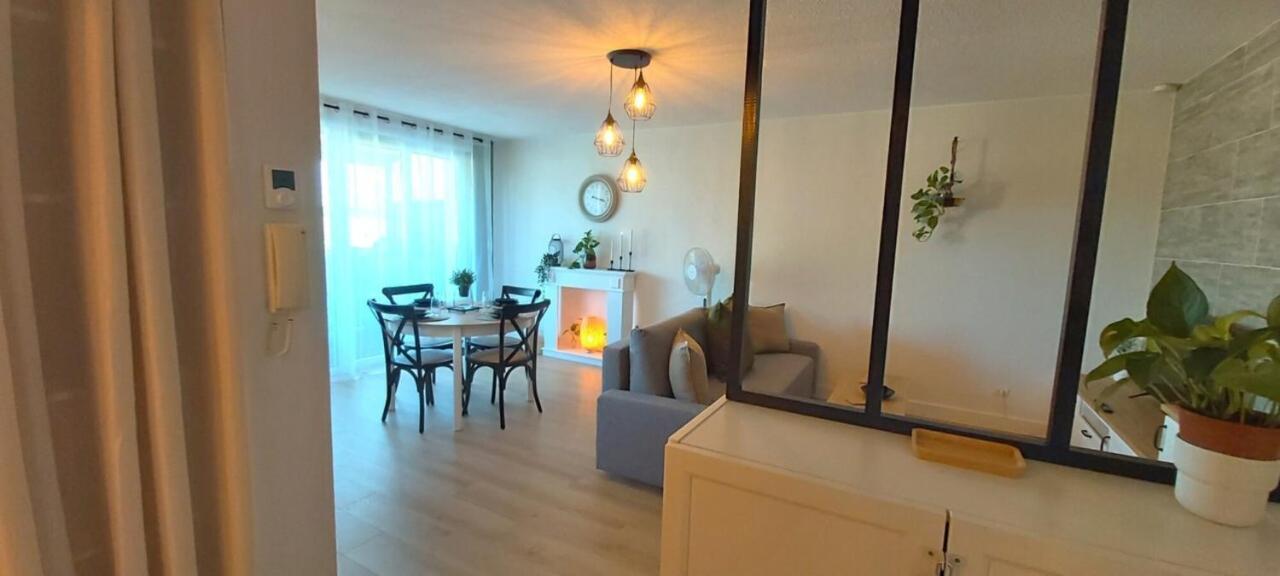 La Campagne Romantique - Avec Entree Autonome, Clim Neuve, Parking Prive & Sa Piscine ! - *