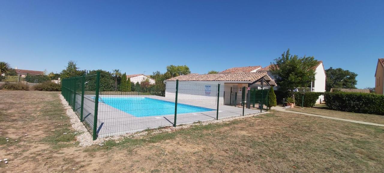 La Campagne Romantique - Avec Entree Autonome, Parking Prive & Sa Piscine ! - *