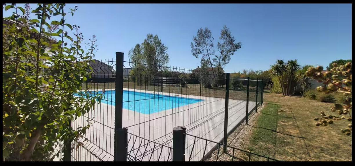 La Campagne Romantique - Avec Entree Autonome, Clim Neuve, Parking Prive & Sa Piscine ! - *
