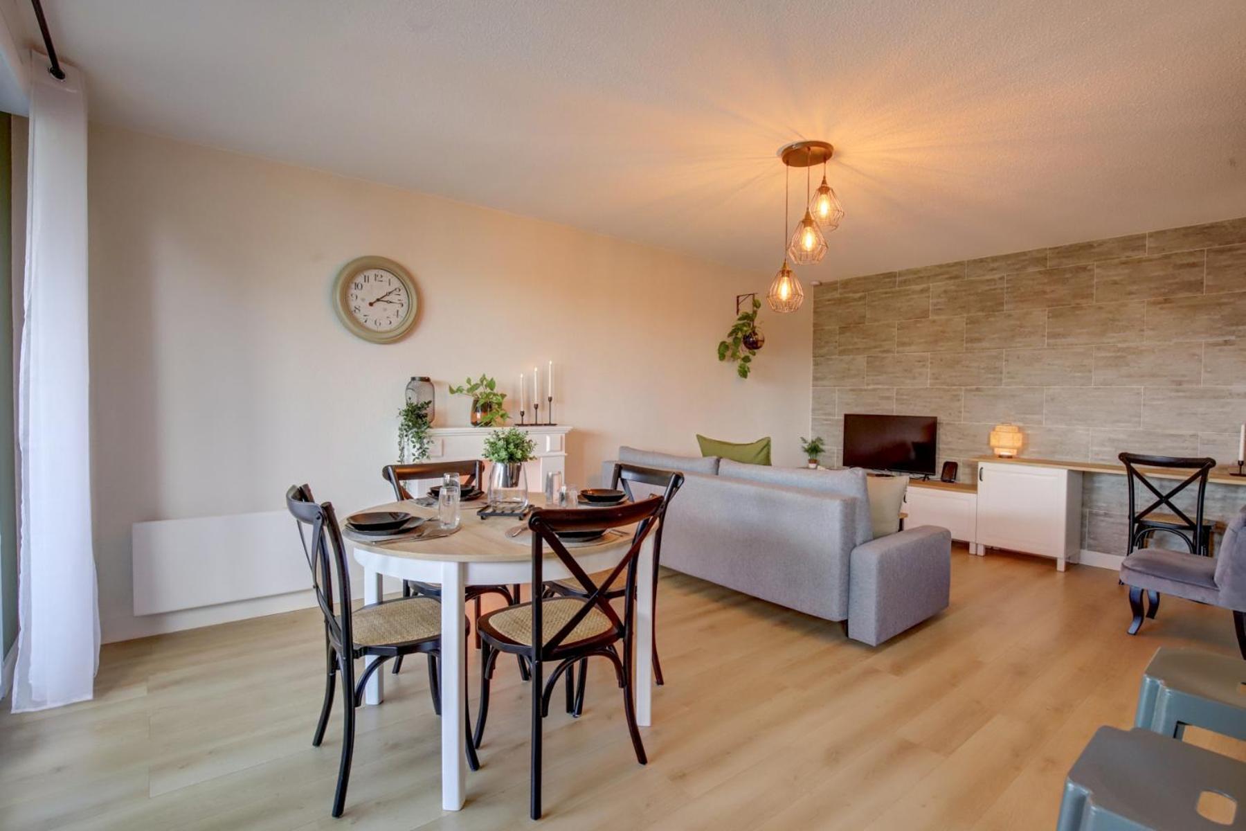 La Campagne Romantique - Avec Entree Autonome, Clim Neuve, Parking Prive & Sa Piscine ! - *
